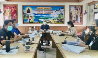 นอภ.ขุนหาญประชุมขรก.จำเดือนเดินหน้าขับเคลื่อนงานตามนโยบาลของรัฐบาล