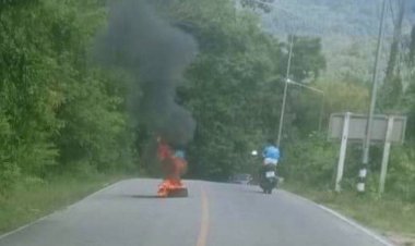 คนร้ายป่วนใต้ต่อเนื่อง!เผายางรถยนต์กลางถนนทางหลวงรือเสาะ