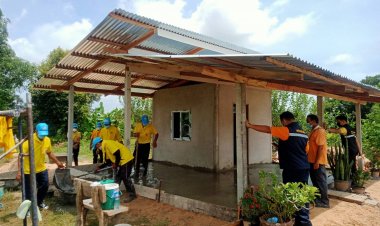 โพธิ์ศรีสุวรรณ นำจิตอาสาพระราชทาน ทำประโยชน์ สร้าง ซ่อมแซมบ้านให้คนจน