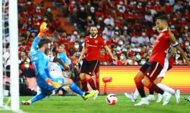 ศึกแดง(ไม่)เดือด!"ปีศาจแดง"ไล่ถล่ม"หงส์แดง"ขาดลอย 4-0 ต่อหน้าแฟนบอลกว่า 5 หมื่น