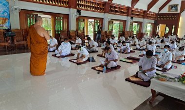 นายกฯอบต.นาฝายนำจนท.ร่วมปฎิบัติธรรมกับปชช.เนื่องในวันอาสาฬหบูชาและวันเข้าพรรษา