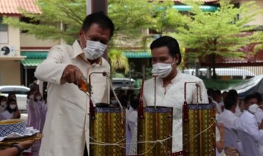 พ่อเมืองปัตตานีจัดพิธีหล่อเทียนพรรษา เนื่องในเทศกาลวันอาสาฬหบูชาและวันเข้าพรรษา