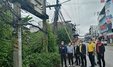 "เลขาเอส" ลงพื้นที่ ดูงาน สายสื่อสารลงใต้ดิน ทน.แม่สอด  ระยะทาง 2.5 กม. คาดปลายปี 2565