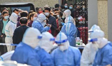 นครเซี่ยงไฮ้ผวาหนักพบผู้ติดเชื้อโควิดสายพันธุ์ BA.5 ปิดเมืองตรวจโรคประชาชนนับล้านคน