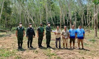 เยี่ยวยาเจ้าของสวนยาง 90 ต้นเสียหายจากแบล็กฮอว์กแม่ทัพภาค 4 ลงจอดฉุกเฉิน