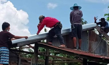 กำนันต.นำจิตอาสา 904 ปรับภูมิทัศน์บ้านหนองเมย-ซ่อมแซมบ้านเรือนปชช.