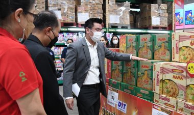พณ.ยันมาม่าต้องคงราคาเดิม คุมเข้มไม่อนุญาตให้ผู้ผลิตรายใดปรับขึ้นราคา