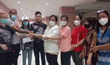 'แอนโทนี่' รุดเยี่ยม ครอบครัว 'ปานเพชร' เผยคู่ชกชาวฝรั่งเศส  ซึมเศร้า-ร้องไห้คนเดียว