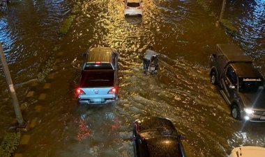 กรมอุตุฯ เตือนวันนี้รับมือฝนตกหนักมากทุกภาค เสี่ยงท่วมฉับพลัน-น้ำป่าไหลหลาก