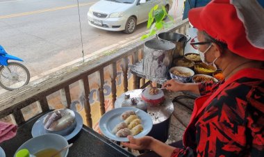อิ่มอร่อย! ก๋วยเตี๋ยวปากหม้อ “เจ๊กลางอิ่มจังกู”สูตรต้นตำหรับเมืองปราจีนบุรี