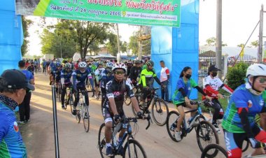 นายอำเภอ คิดอ๊อฟ ปั่นจักรยานท่องเที่ยววิถีชุมชนบ้านใหม่ไชยพจน์ บุรีรัมย์