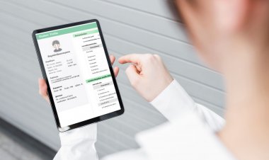 กสศ. จับมือ สพฐ. เปิดระบบสารสนเทศการดูแลช่วยเหลือนักเรียน คัดกรองความเสี่ยงหลุดระบบการศึกษา  6 ด้านด้วย One Application ชูเป้าหมายช่วยเหลือเด็กเสี่ยงก่อนสายเกินแก้