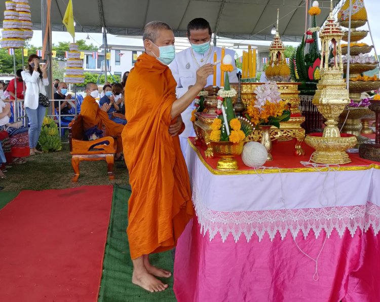 อบจ.ประจวบคีรีขันธ์ทอดผ้าป่าสมัคคีสร้างรูปเหมือน “ขุนรองปลัดชู”วีรบุรุษเมืองวิเศษไชยชาญ