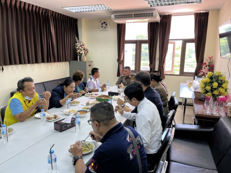 ผกก.แม่สอด พบสื่อมวลชน ประสานงานการทำข่าวและประชาสัมพันธ์ ครั้งที่ 8