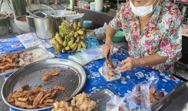 ร้านป้าแล่มกล้วยทอดคลอง 9 สูตรเด็ดนาน 30 กว่าปีคนแห่ซื้อหมดก่อนเที่ยงวัน