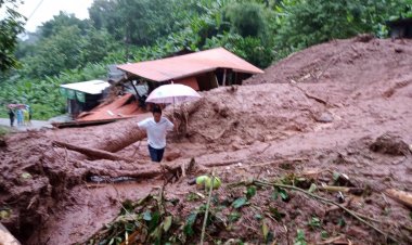 น่านอ่วม!มู่หลานถล่มน้ำท่วมขยายวงกว้าง หลายจุดท่วมสูงกว่า 2 เมตร