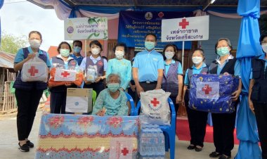 พ่อเมือง ดอกลำดวน เกียวก้อยนายกเหล่ากาชาด มอบบ้านแก่ผู้ยากไร้