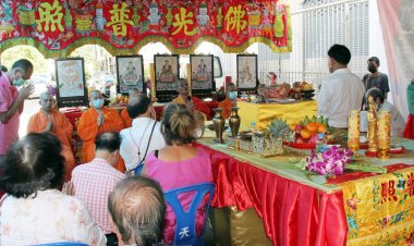 ประธานศาลเจ้านาจาซาไท้จื้อ ปากน้ำ จัดงานประเพณีทิ้งกระจาด ประจำปี 2565