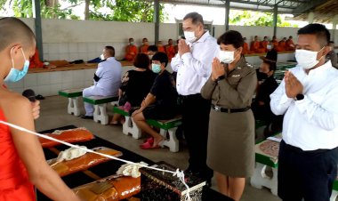 "นายกเคี้ยง"="สจ.ชัย"  ร่วมงานฌาปนกิจศพ "พ่อกำนันสม เริญกาศ"