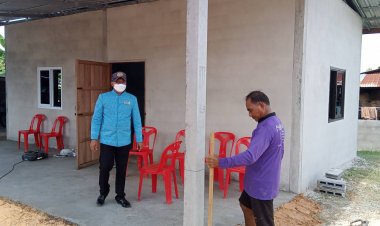 นอภ.โพธิ์ศรีสุวรรณเร่งยกระดับคุณภาพชีวิตประชาชนลุยซ่อมสร้างบ้านให้คนจน