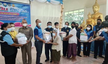 ขุนหาญ จัดขบวน ปั่น ปันรักไปมอบทุนการศึกษา เยี่ยมยามถามไถ่ สารทุกข์ สุกดิบผู้ป่ายติดเตียง