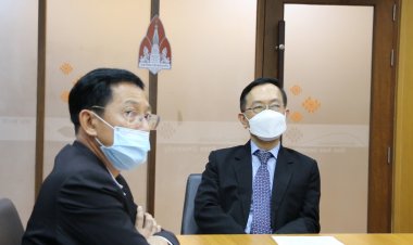 อธิการ มข.เผย ครอบครัวนศ.แพทย์เหยื่อรถชนดับเรียกเงินชดเชย 66 ล้าน ต้องให้ศาลสั่งเท่านั้น