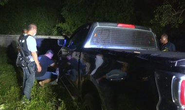 ล่าคนร้ายยิงตำรวจเจ็บสาหัสเบิกทางหนีขณะเจ้าหน้าที่ขอตรวจยาเสพติด