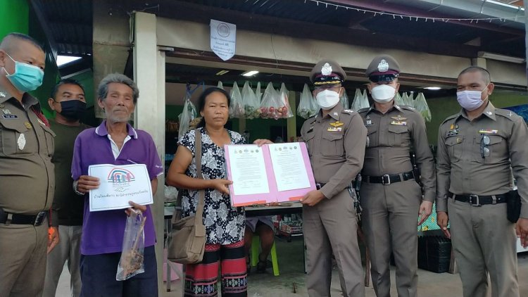 ตำรวจแก้งคร้อจับมือผู้ประกอบการร้านค้าร่วม MOU ชุมชนยั่งยืนฯ งดจำหน่ายสุราในเวลากำหนด