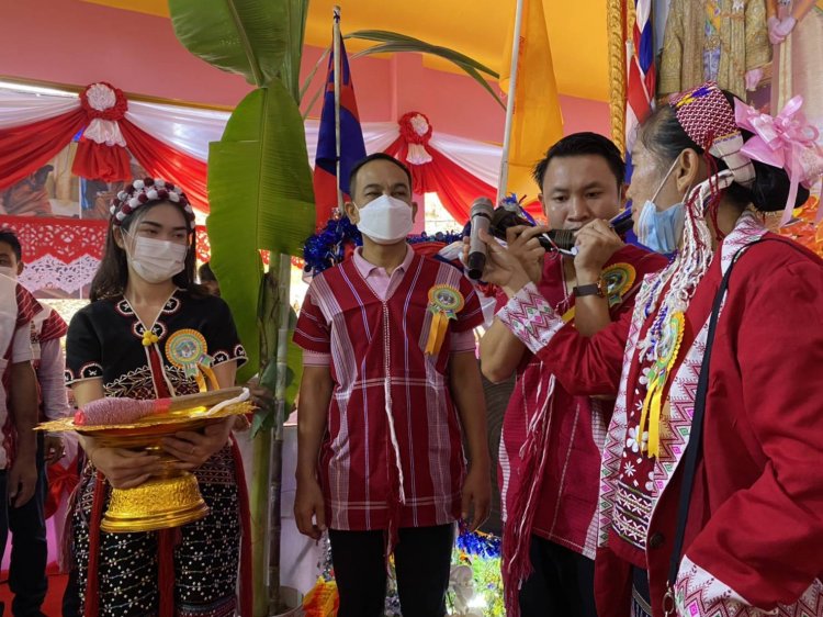 "ป.อาวุโส แม่สอด " เปิดงาน อนุรักษ์ประเพณีจัดงานผูกข้อมือยิ่งใหญ่ ชาวกะเหรี่ยง