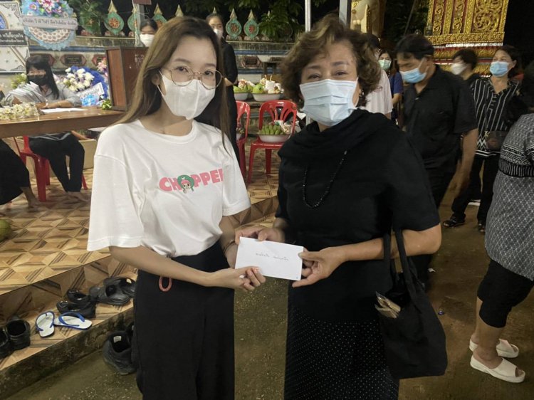 "คุณตุ๊ก นวลพรรณ ก่อประภากิจ" ร่วมงานสวดพระอภิธรรมศพ "คุณฉลอง เขียวนันใจ ดับเพลิงนครแม่สอด"