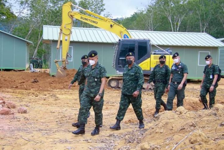 รองมทภ.4 ลงพื้นที่ตรวจสร้างฐานปฏิบัติการร่วมไทย-มาเลเซีย หลักเขตแดนที่36/100