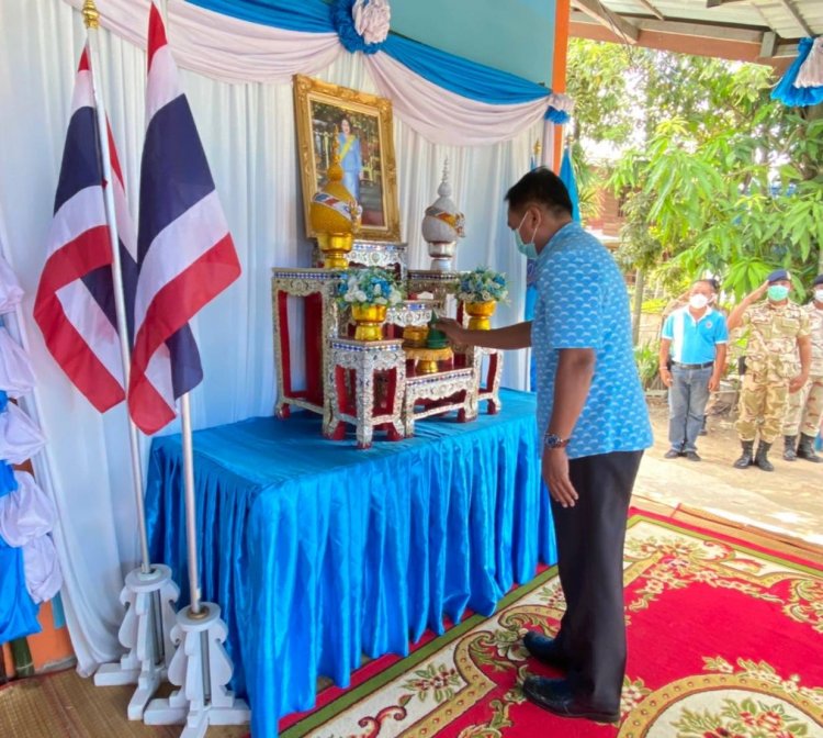 ผู้ว่าราชการจังหวัดศรีสะเกษ ลุย . ! มอบบ้านตามโครงการซ่อมแซมสร้างบ้านให้แก่ผู้ยากไร้ ผู้ด้อยโอกาศในสังคม