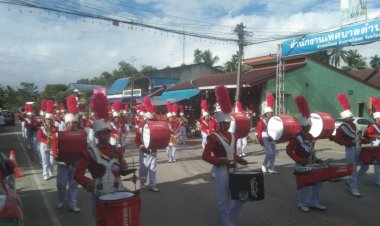 สุดอลังการขบวนพาเหรดกีฬาสี "ประชาบำรุง ตะโหมด