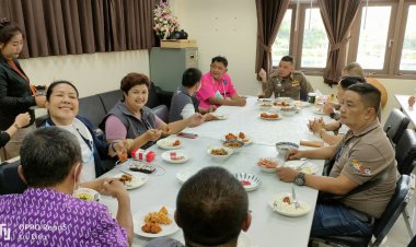 " แม่สอด 1."  พบสื่อมวลชน ประสานงานการทำข่าวและประชาสัมพันธ์ ครั้งที่ 10