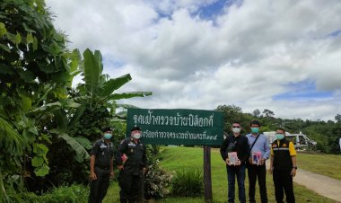 พลตำรวจตรีประกอบนำทูตญี่ปุ่นเข้าเยี่ยมชมโรงเรียน ตชด.บ้านปิล็อกคี่