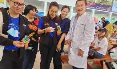 แพทย์อาสาเซนต์คาเบรียลตรวจและรักษาฟรีชาวบ้านถวายเป้นพระราชกุศล