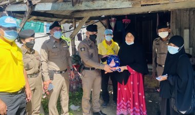 ตำรวจ สภ.เมืองนราธิวาส  เยี่ยมชาวบ้าน ผู้สูงอายุ ผู้พิการ ผู้ป่วยติดเตียง เด็กเล็ก