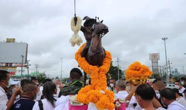 พ่อเมืองตาก เป็นประธานวางศิลาฤกษ์ ก่อสร้างฐานพระบรมรูปสมเด็จพระเจ้าตากสินมหาราช
