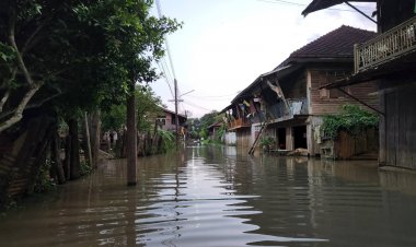 พิษโนรูฝนตกหนัก-พร่องน้ำเหนือเขื่อนห้วยสโมงแม่น้ำปราจีนบุรีเอ่อท่วมแล้ว3อำเภอ