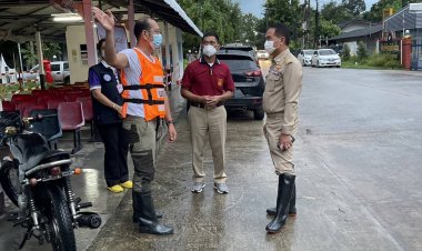 พ่อเมืองศรีสะเกษ พาคณะตรวจติดตามสถานะการณ์น้ำห้วยสำราญ เพื่อหาแนวทางแก้ไขช่วยเหลือประชาชนริมฝั่ง