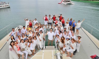 ล่องเรือยอร์ชสุดหรูกับ J&C กับทริปกินหรู อยู่สบาย 2 วัน 1 คืน ที่พัทยา