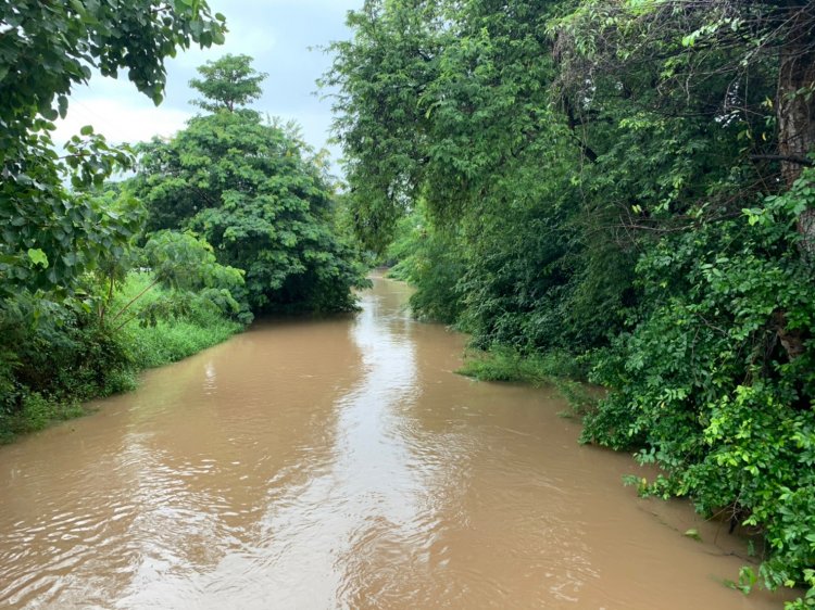 ชาวโคราชผวาฝนถล่มลำตะลองเพิ่มสูงต่อเนื่องหวั่นพื้นที่ลุ่มท่วมซ้ำซาก