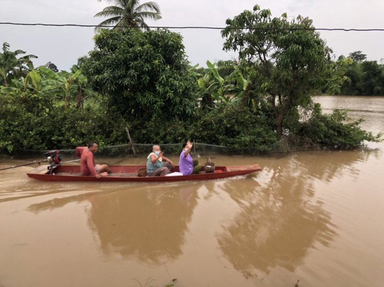 โนรู มาแล้วทำฝนตกเติมแม่ชี จ่อวิกฤติชัยภูมิ - เสี้ยวน้อยยังอ่วมระดับน้ำยังคงเพิ่ม