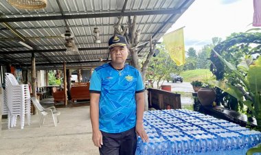 "ผู้ใหญ่หมี"ร่วม"เฮียแกละ" แม่สอดมูลนิธิสามัคคีการกุศล เตรียมนำน้ำดื่ม 400 โหลซับน้ำตาเหยื่ออุทกภัยต.พะวอ