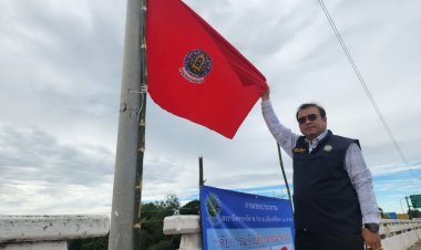 ชลประทานพิจิตรปักธงแดงแม่น้ำยม-แม่น้ำน่านเอ่อล้นตลิ่งท่วมย่านที่ลุ่มชุมชนริมแม่น้ำ