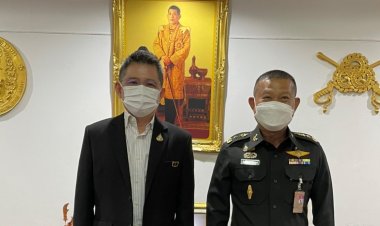 "บิ๊กบอส" เอพลัสอินโนเวชั่น-อุปนายกสมาคมช่างภาพสื่อมวลชนดิจิทัล เข้าพบคารวะแสดงความยินดีในตำแหน่งใหม่ของท่าน เจ้ากรมพลาธิการทหารบก พลโท จักรกฤษณ์ วิริยะบูล