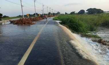 ด่วน!น้ำเจ้าพระยายกตัวสูงทะลักท่วมชุมชนบางบาล-บางปะหันเกือบ 3 เมตร