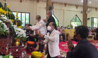 พุทธศาสนิกชนจากทั่วสารทิศ ร่วมประเพณีทอดกฐินสามัคคี วัดบุพรมราช(ป่าฤทธิไกร)