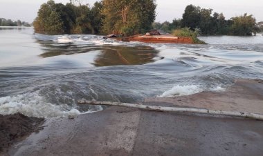 เอาไม่อยู่!พนังกั้นน้ำชีขาดกว่า 100 ม. ยังอุดไม่ได้ อ.ฆ้องชัย เร่งอพยพคนไปที่ปลอดภัย