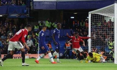 บิ๊กแมตช์พรีเมียร์ลีก!"ผีแดง"ตายยากไล่เจ๊า"สิงห์บลูส์"1-1 ช่วยทดเวลาบาดเจ็บ